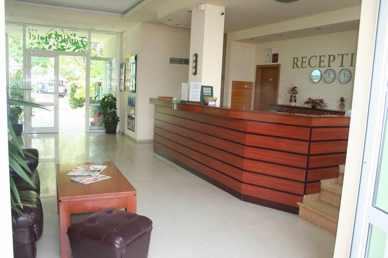 Family Hotel Aurelia Slantschew brjag Exterior foto