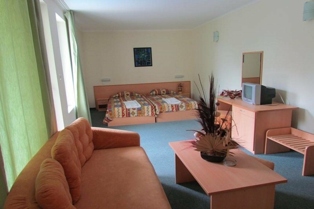Family Hotel Aurelia Slantschew brjag Exterior foto