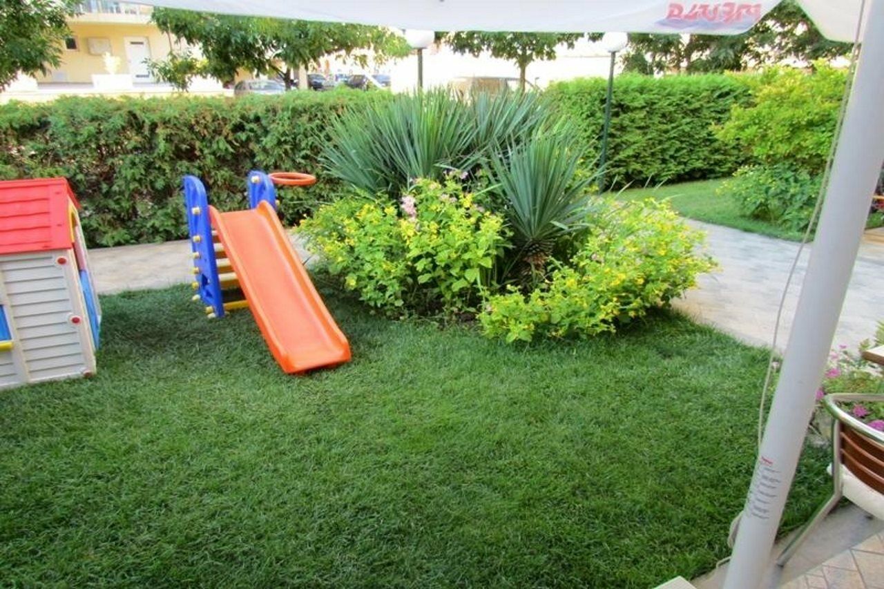 Family Hotel Aurelia Slantschew brjag Exterior foto
